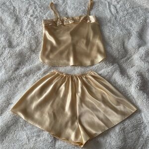 Vintage Butter Yellow Satin Camisole & Shorts Set Lingerie Slip Set 🧈⭐️🍯